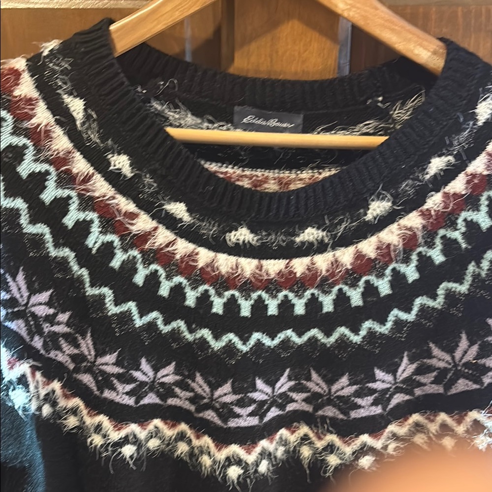 Eddie Bauer Women's Black Patterned Sweater XL